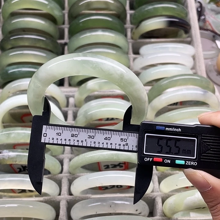 未镶嵌蛇纹石玉手镯206