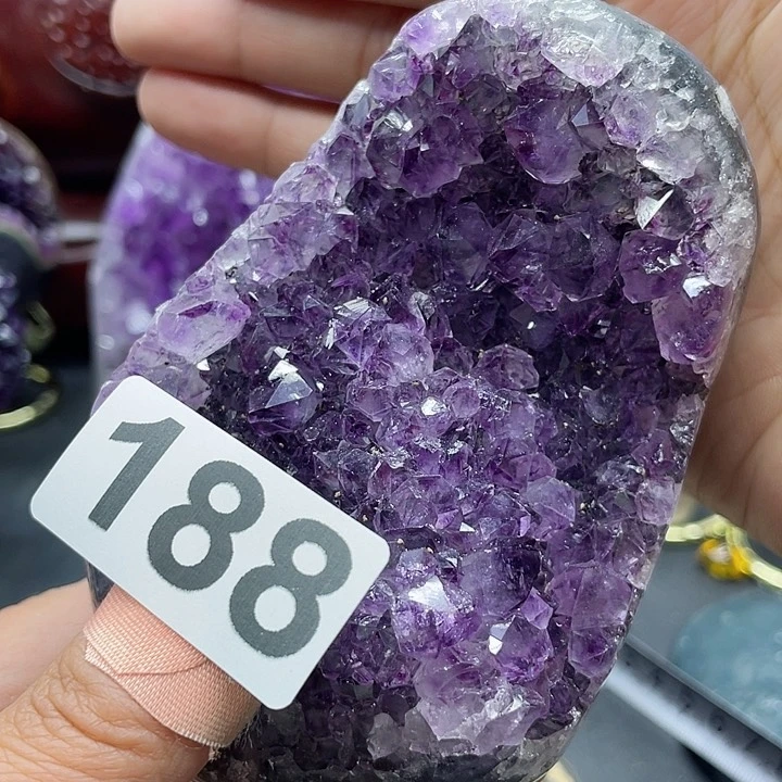 水晶大型摆件（非配饰）未镶嵌