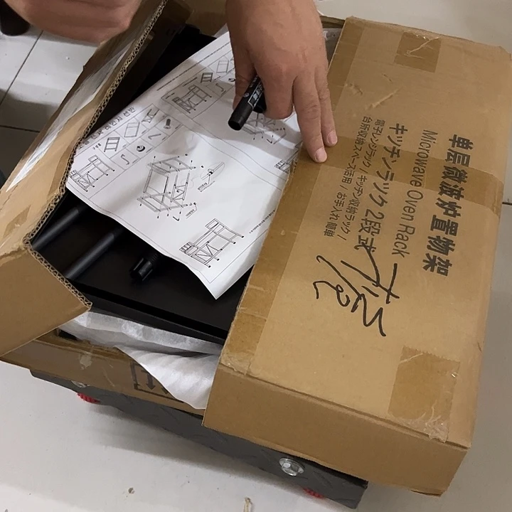 栀***年栀年微波炉置物架瑕疵不退不换瑕疵