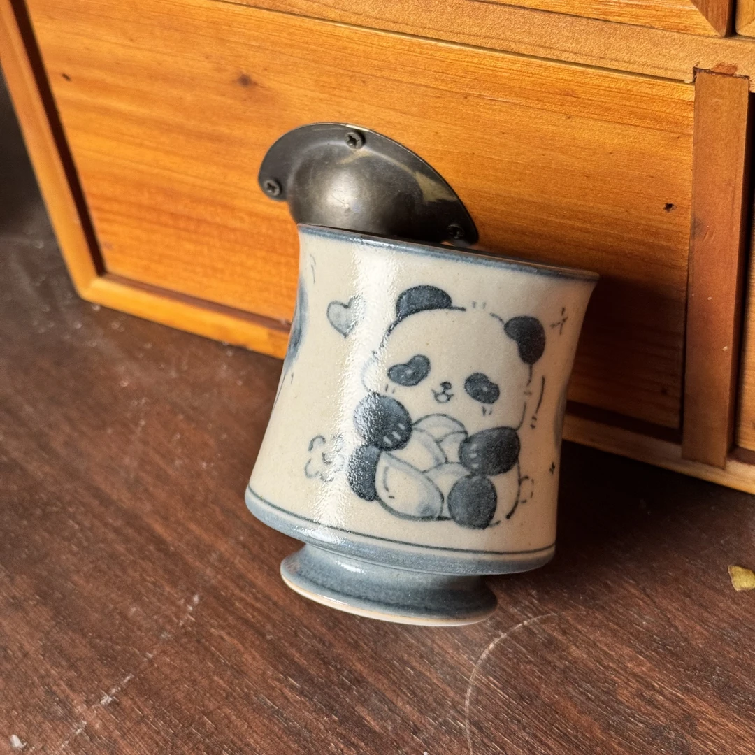 阿茶生日限定熊猫小杯一个阿茶小雾垂露底款