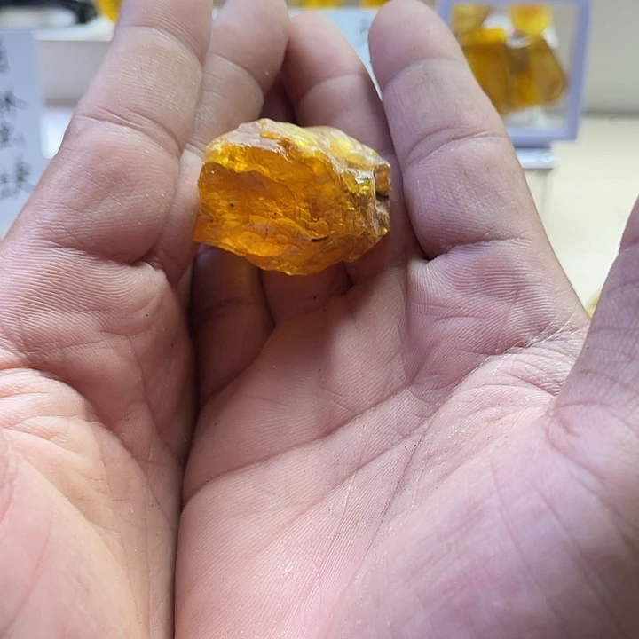 贯***嘉定制琥珀未镶嵌天然琥珀蜜蜡