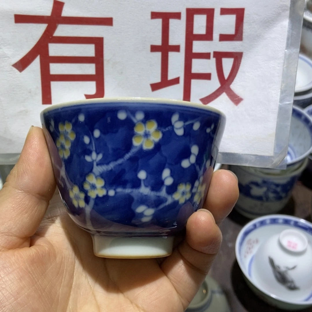 杯子陶瓷的设计风格很不错
