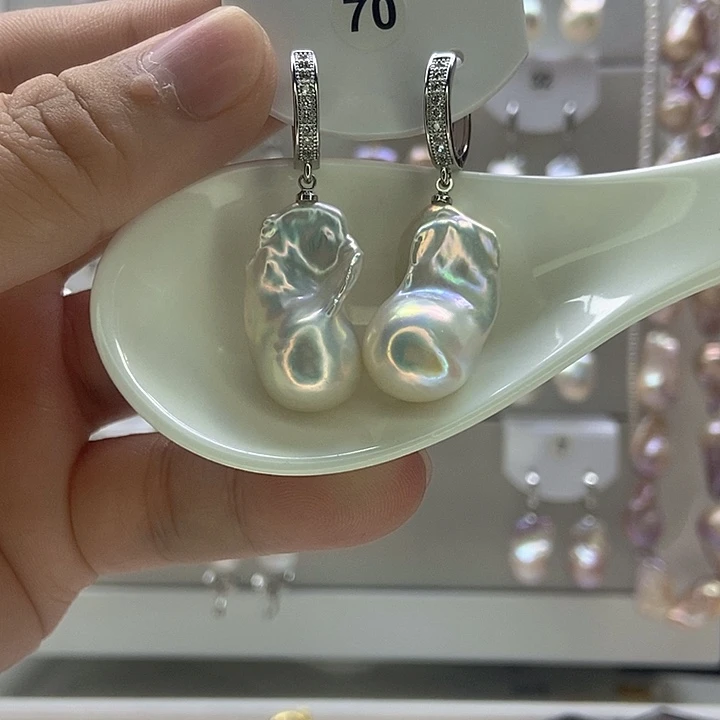 楠***楠淡水珍珠银S925镶嵌颈饰70
