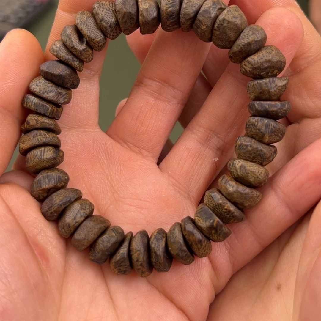 沉香手串透顶绿沉水包壳1.1/21g➕