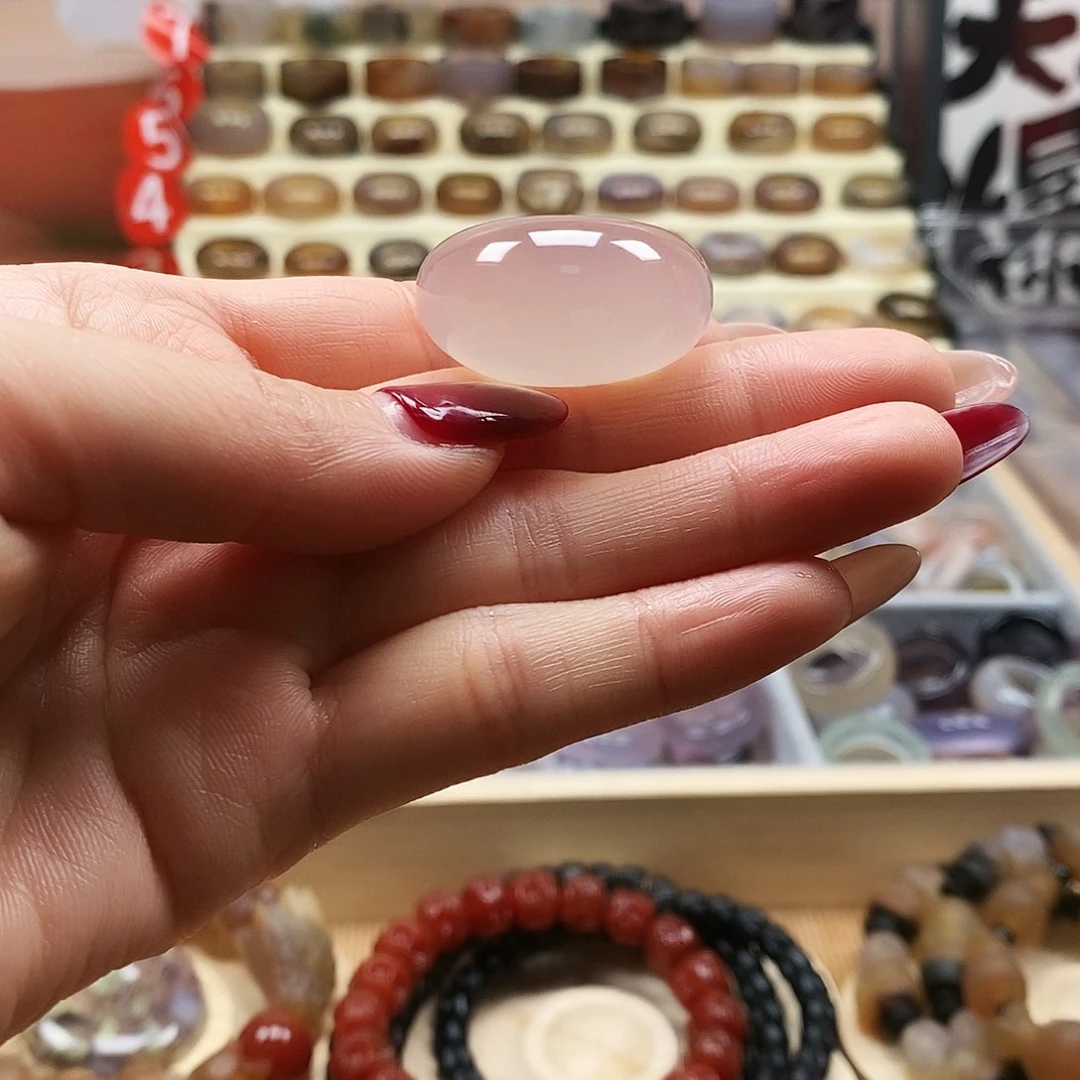 老***）玛瑙/玉髓未镶嵌戒指