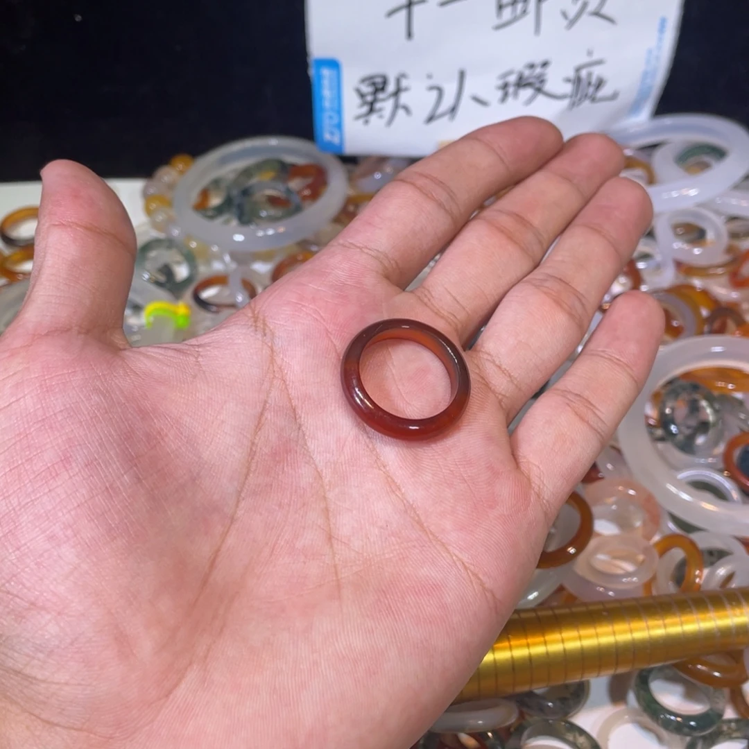 玛瑙/玉髓戒指未镶嵌74号港20 有瑕疵