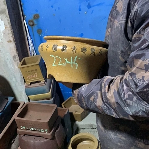 紫砂花盆手工制作
