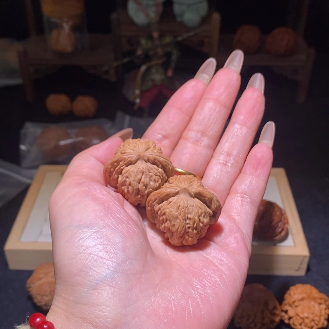 文玩核桃吊坠汉高楼34