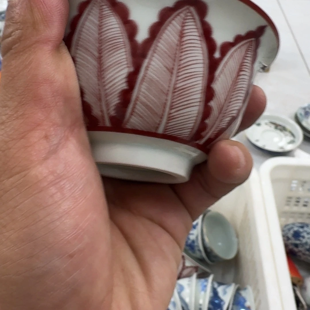 摆件釉里红芭蕉叶主人压手杯