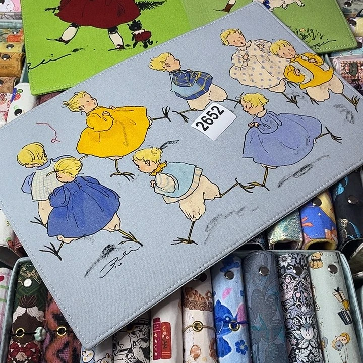 织绣A5 活页不加纸打孔2652