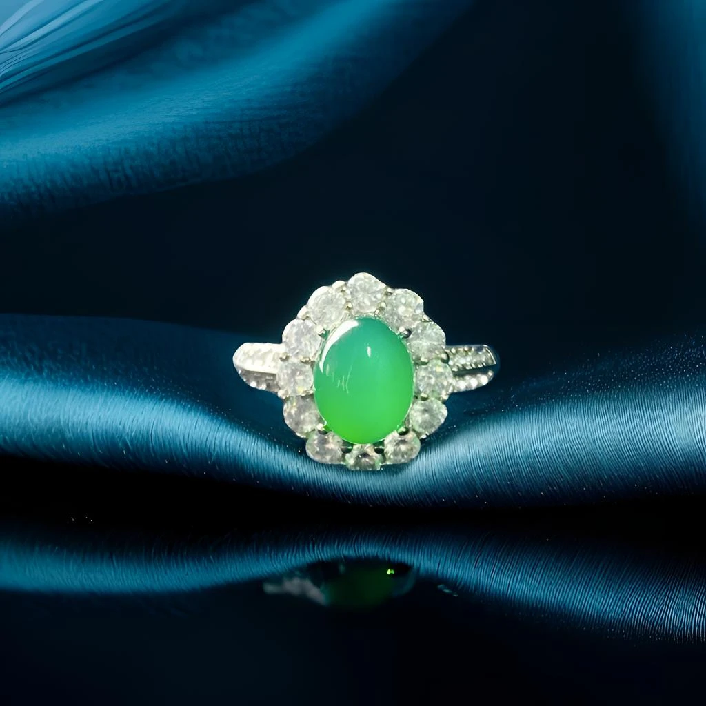国风设计满绿豪镶椭圆蛋面玉石戒指【开口可调节】