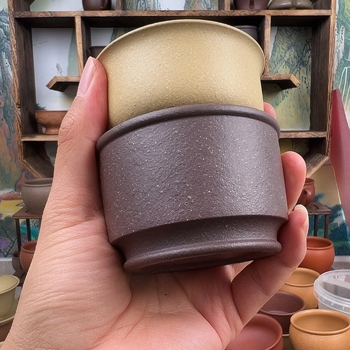 向***。紫砂茶杯拙器甄选，纯原本矿。