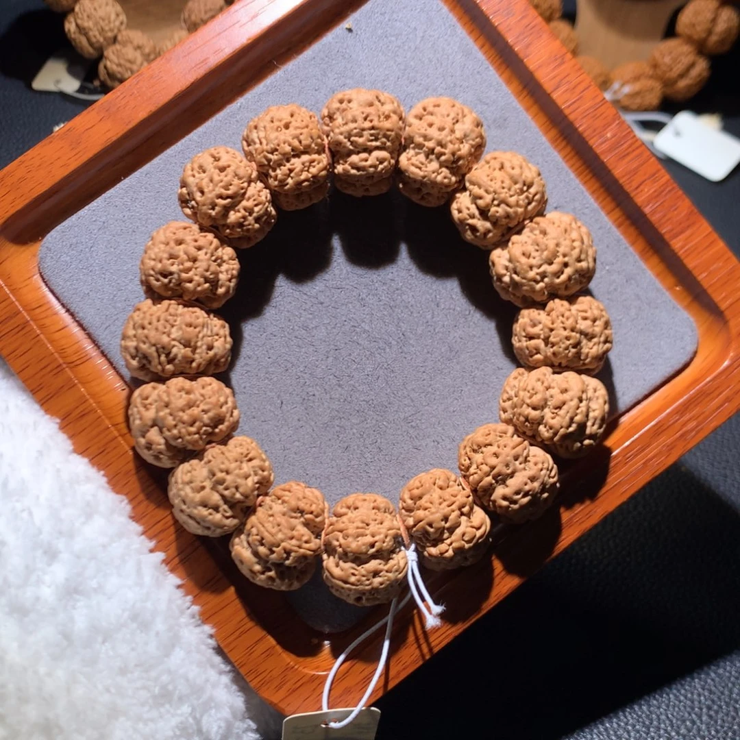 金刚菩提手串23雪花扇面六瓣