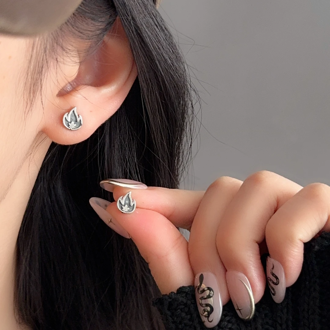 黑糖【耳饰】  火苗复古朋克耳钉高级感潮流个性小众耳环E1641