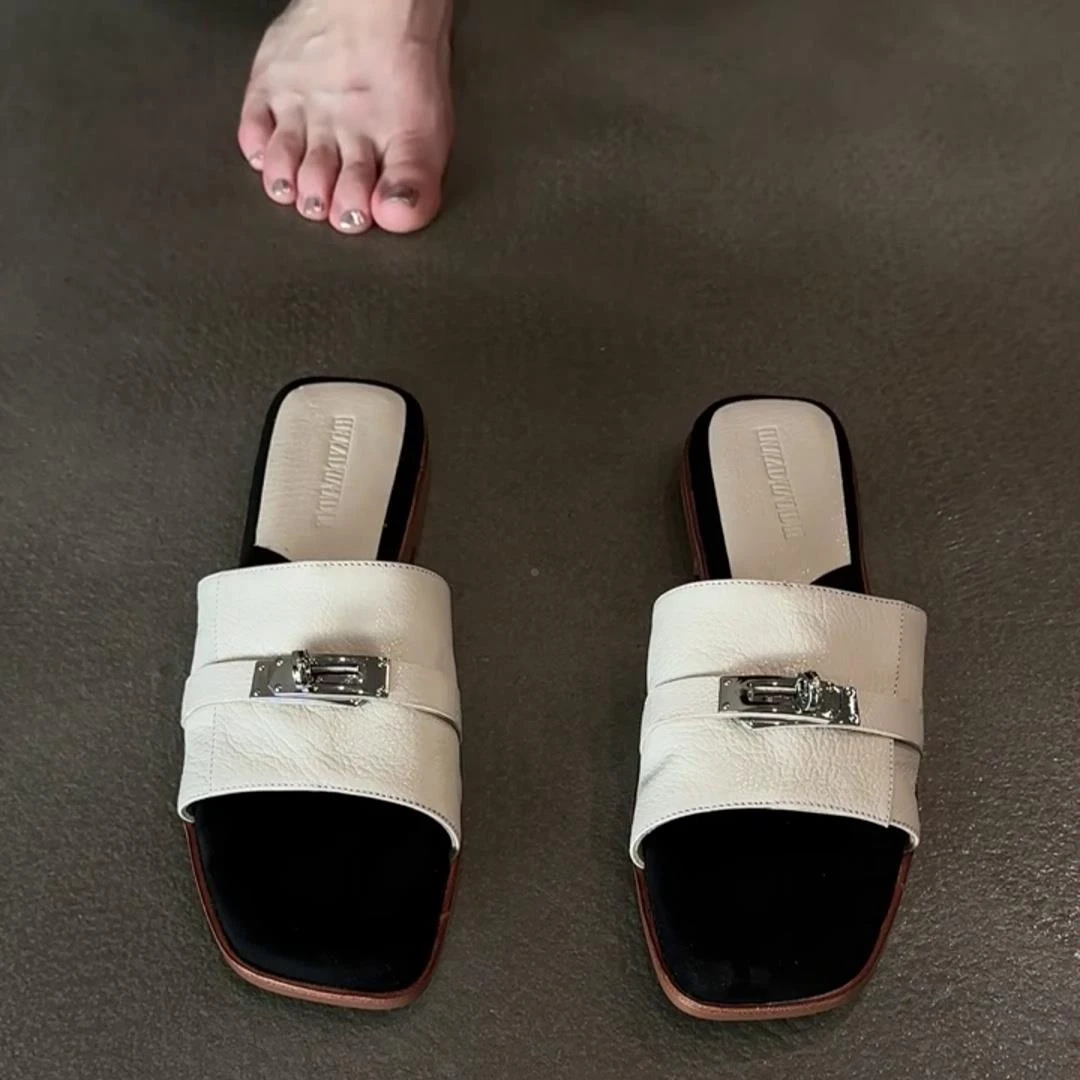 全羊皮~法式复古锁扣一字拖鞋女外穿平底半拖露趾夏季新款凉拖女