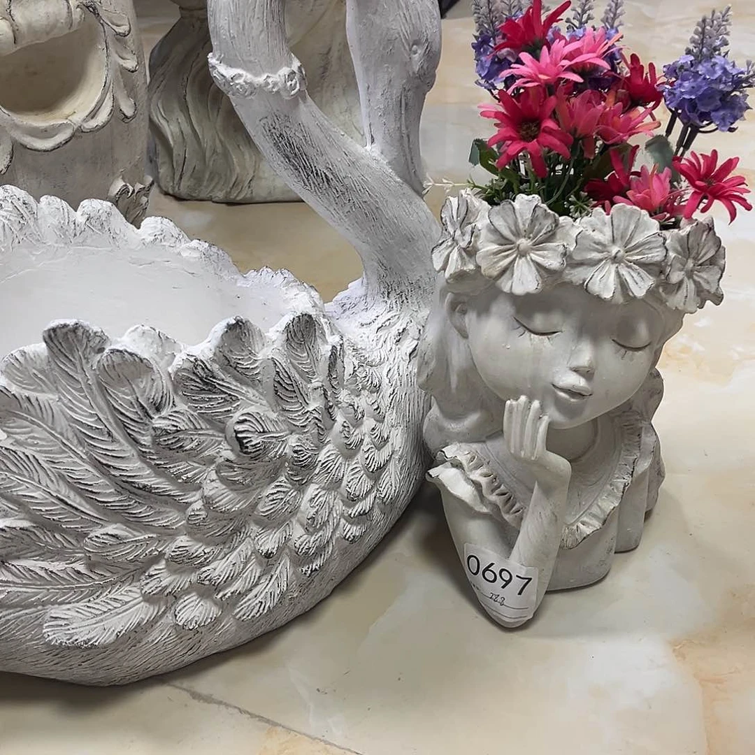 天鹅和仙女花盆复古