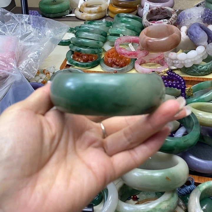 石英质玉未镶嵌佘太翠