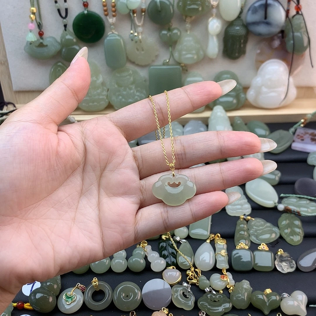 和田玉18K金镶嵌吊坠(不含链)