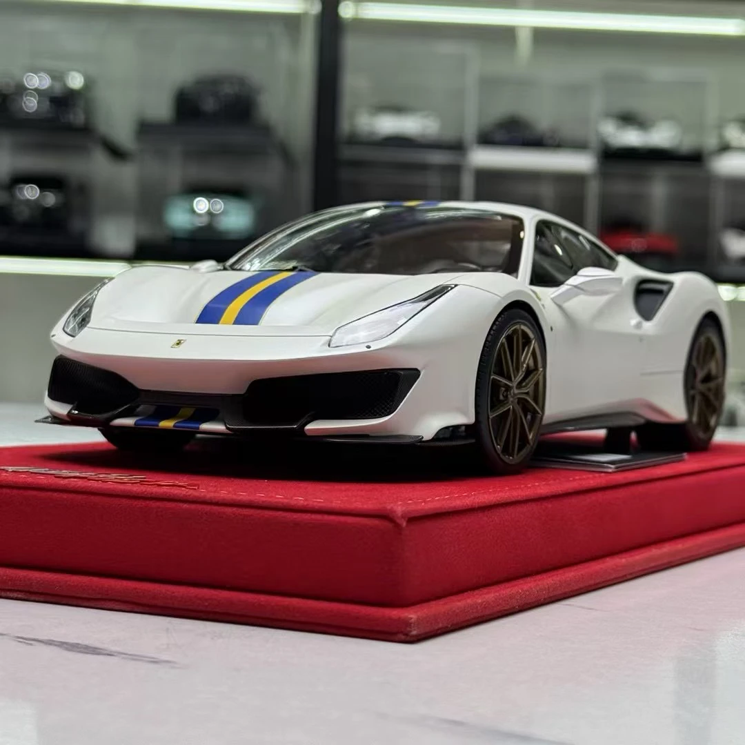 【MR特注尖货】1:18 法拉利 488 Pista 超跑 磨砂珍珠白汽车模型