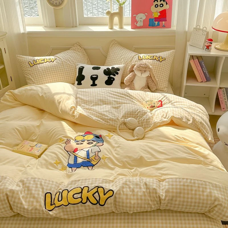 新款四季通用云朵棉拼接可爱毛巾绣卡通四件套单人学生宿舍三件套