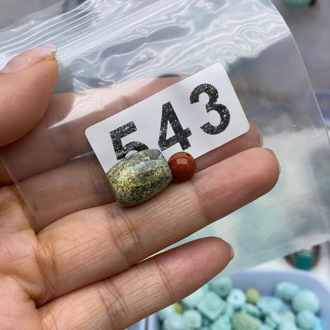 未镶嵌南红玛瑙珠宝奇石