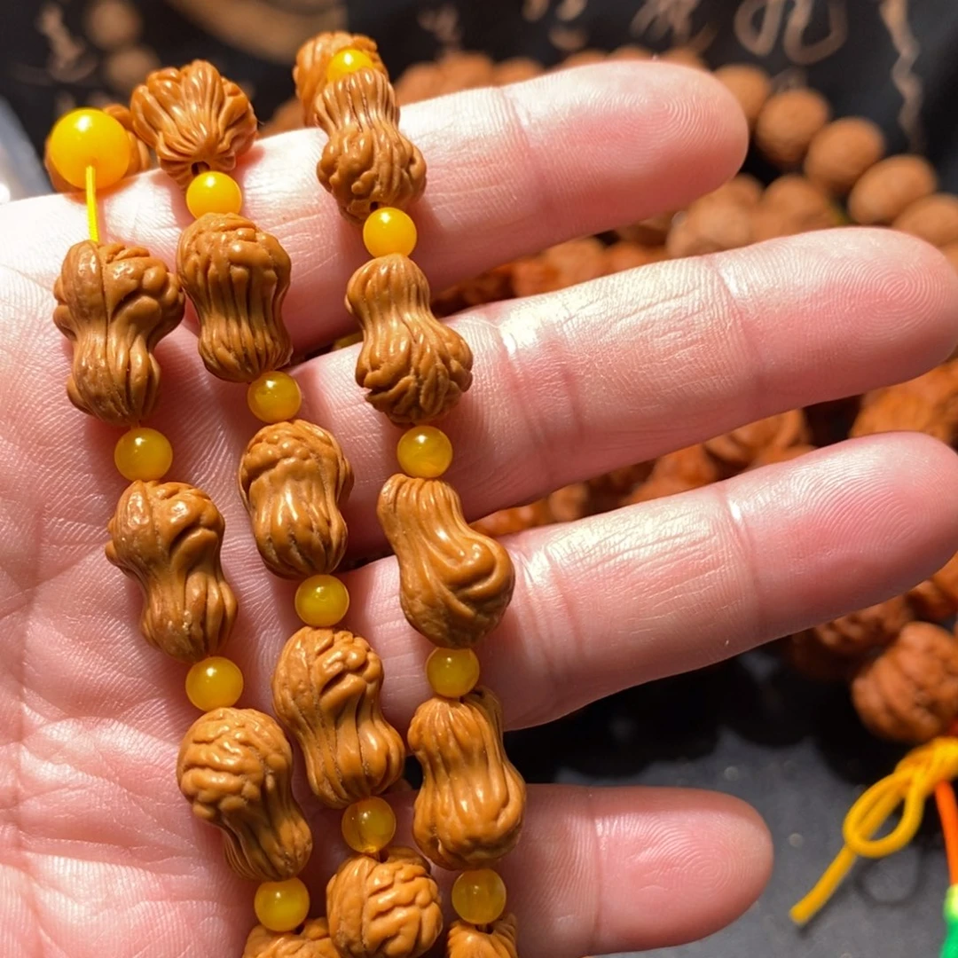 核桃桃核异形脖挂