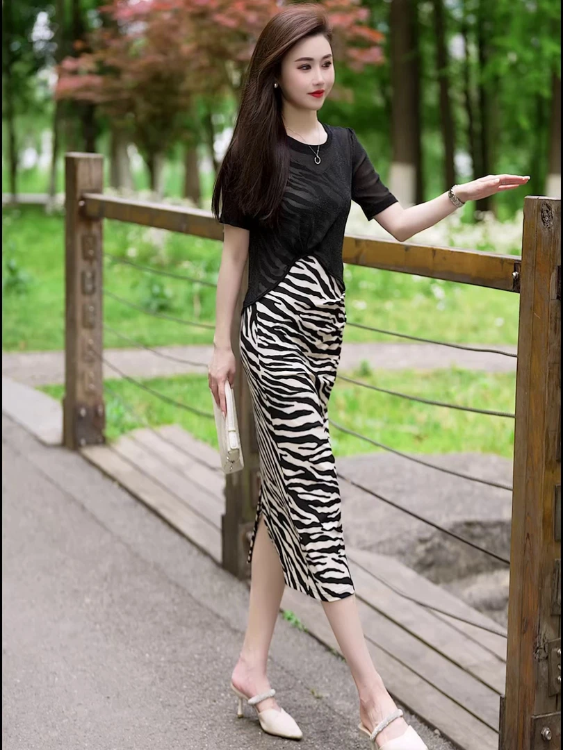 薄纱凉感短袖t恤女夏季不规则开叉外搭吊带裙子罩衫亮丝网纱上衣