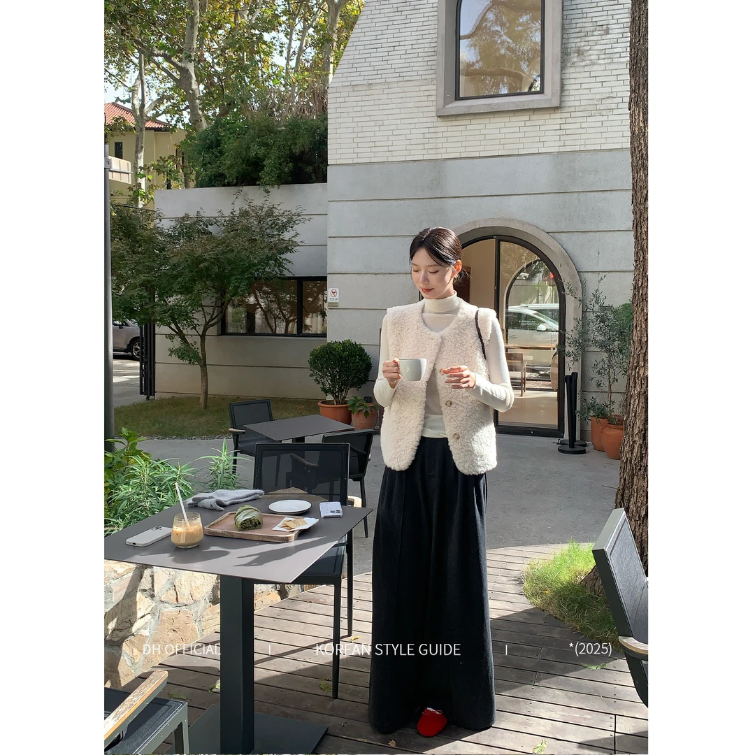 DH大花【羊羔奶芙】“羊羔绒”韩版气质冬日保暖宽松设计女装无袖马甲