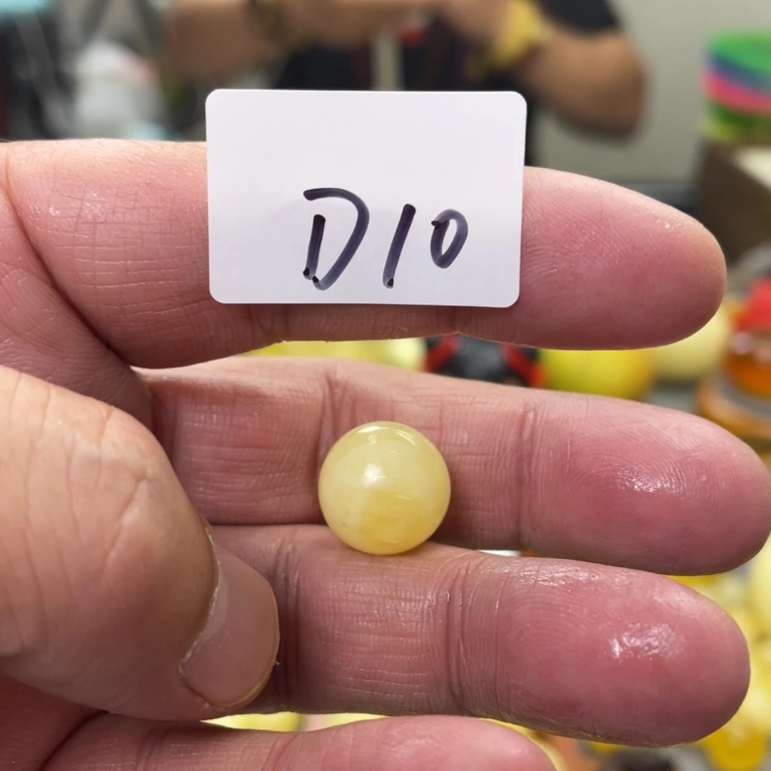 手链琥珀未镶嵌多样性发，发其中一件