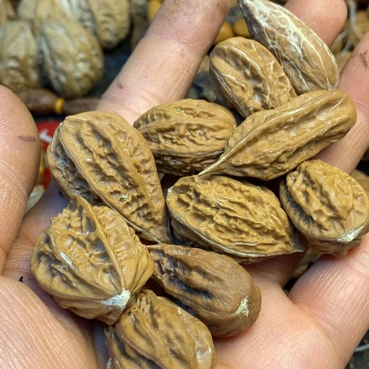 文玩核桃吊坠娜姐125