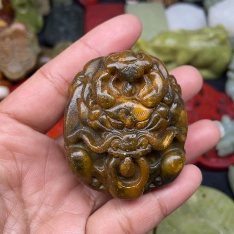 蛇纹石玉颈饰未镶嵌29