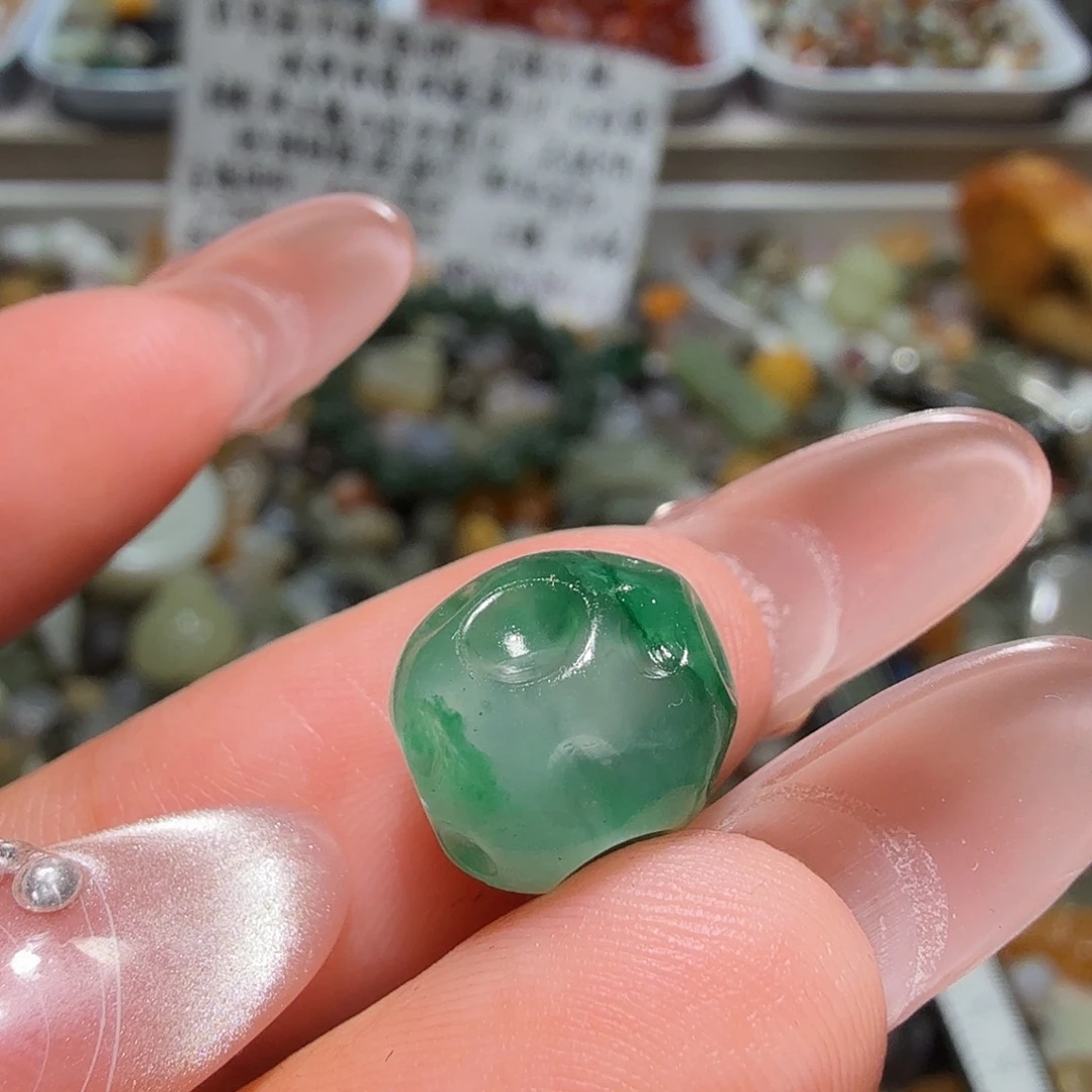 和田玉未镶嵌珠宝奇石