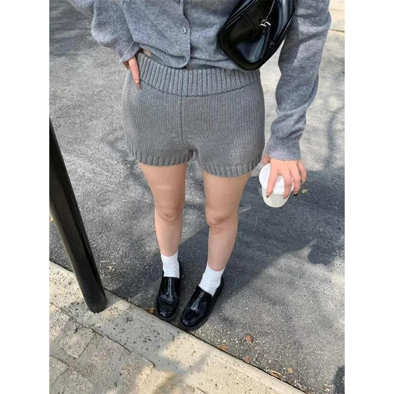 小个子高腰灰色毛线直筒短裤女秋冬2025新款外穿洋气阔腿针织靴裤