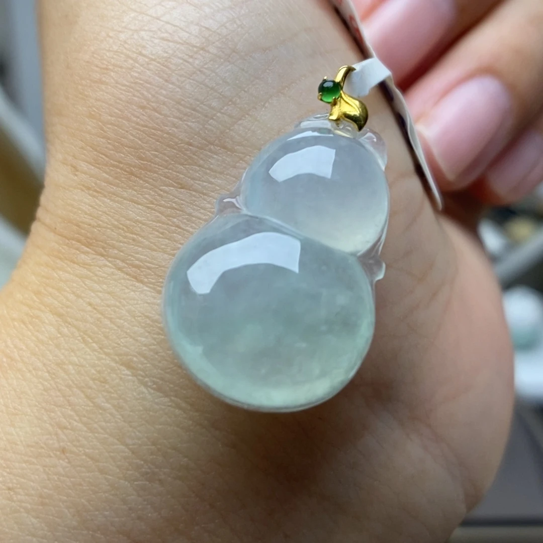 【闪购商品】颈饰18K金镶嵌翡翠11