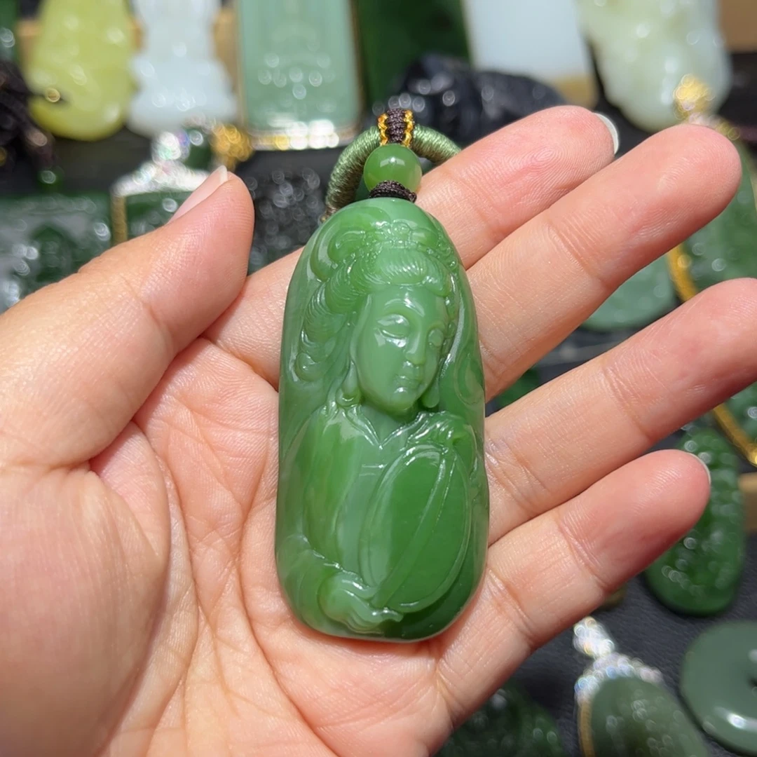 颈饰未镶嵌和田玉