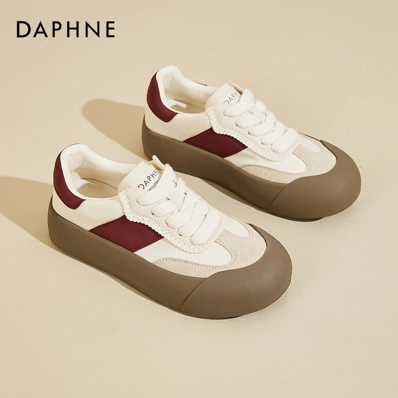 达芙妮复古面包德训鞋女新款春季厚底板鞋软底休闲运动鞋红色百搭