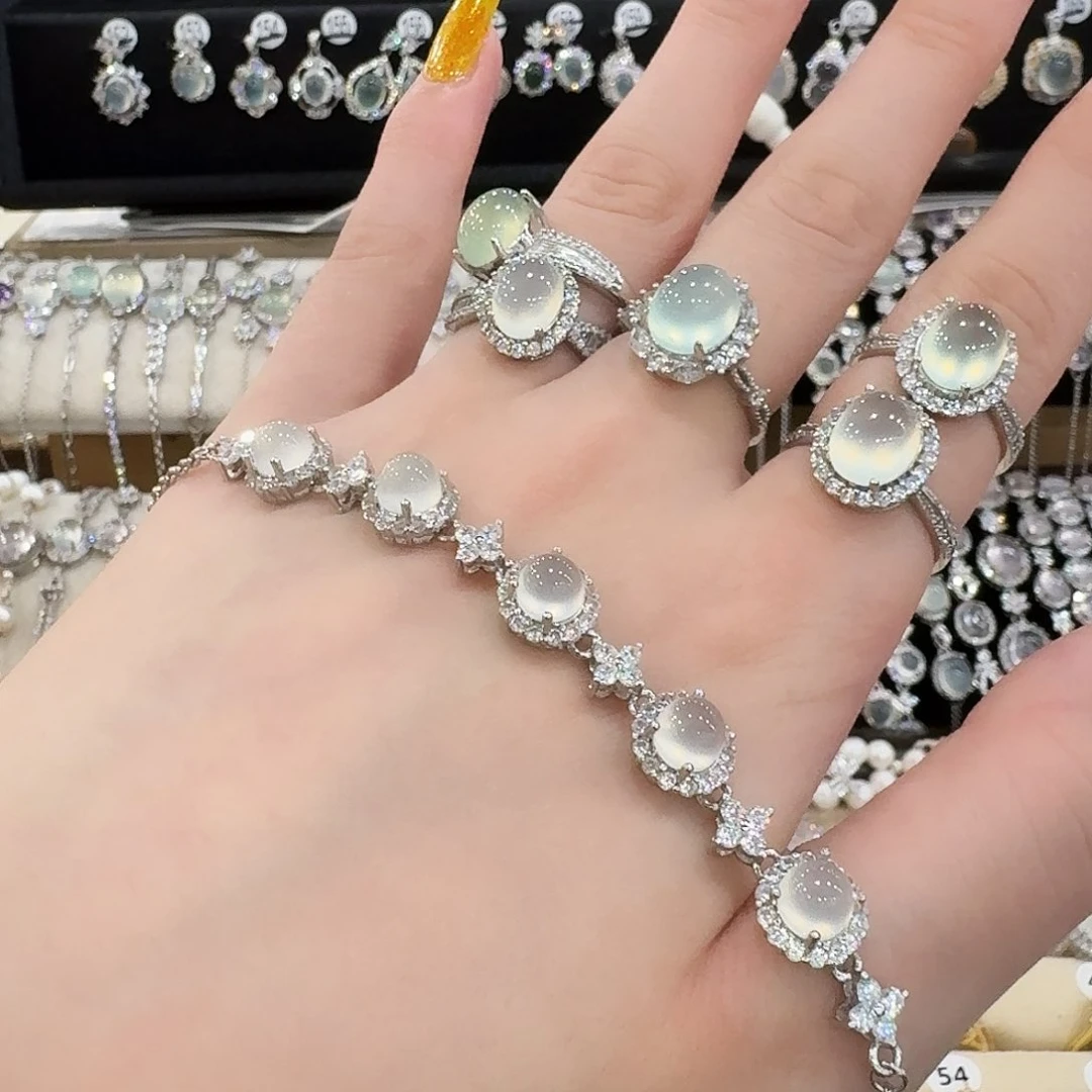 银S925镶嵌蛇纹石玉手链饼**王