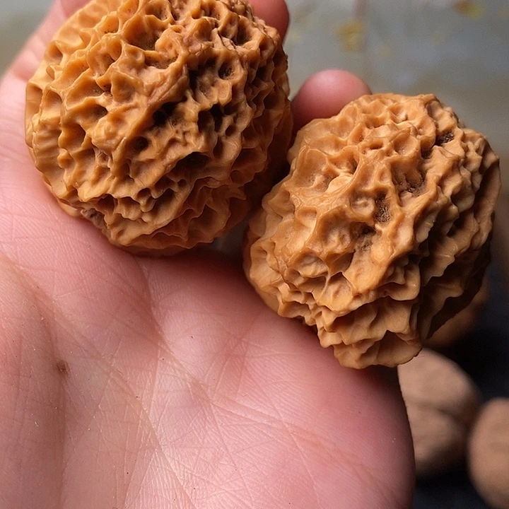 文玩核桃吊坠铁核桃8