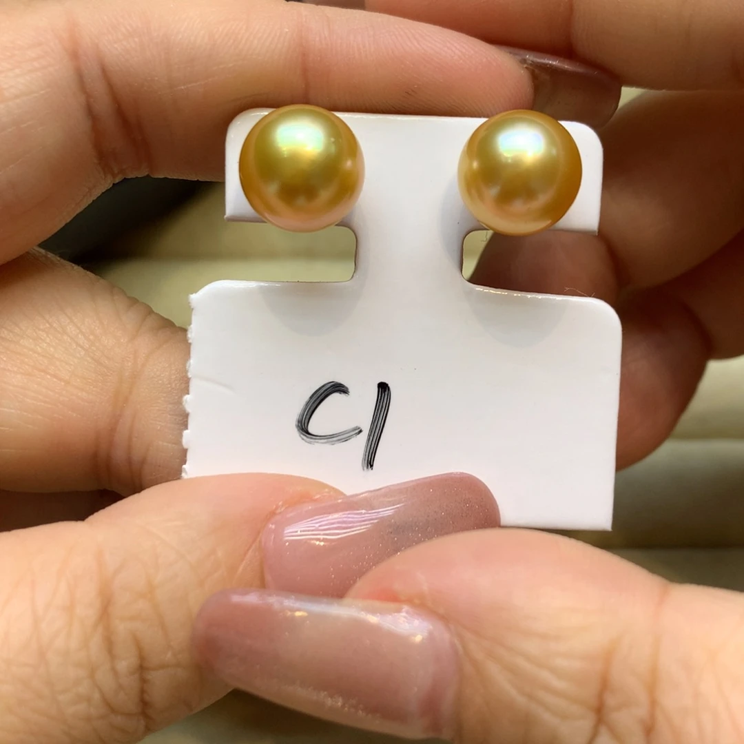 18K金镶嵌耳饰海水珍珠