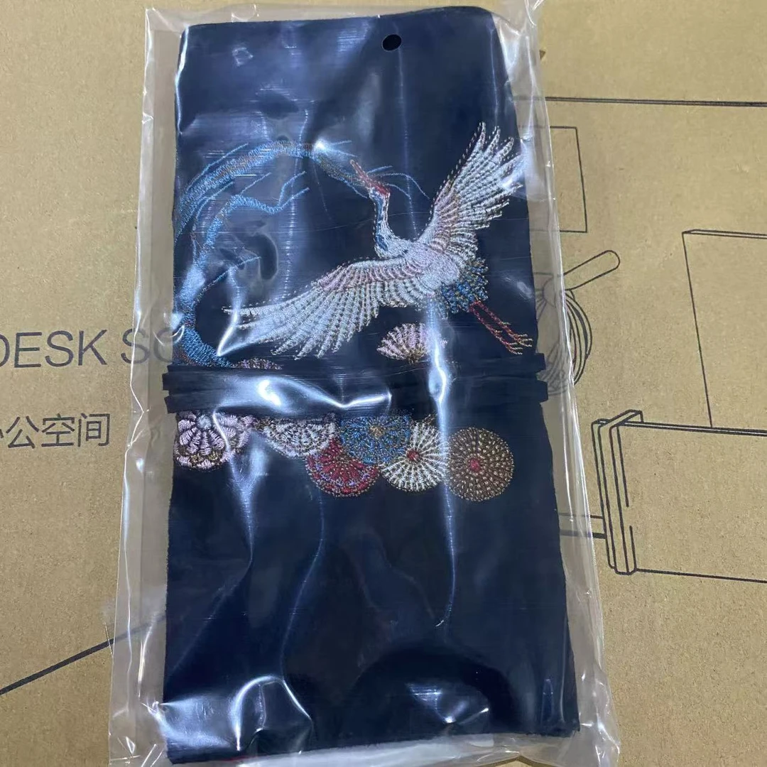 广博 - 刺绣笔帘