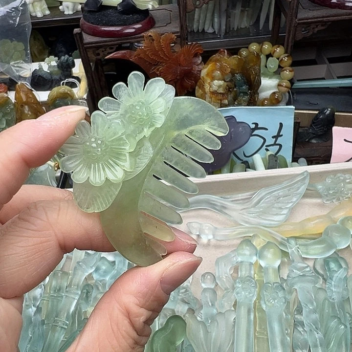 蛇纹石玉未镶嵌发饰