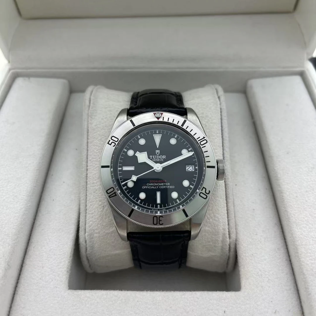 95新 TUDOR/帝舵 碧湾/A83213/自动机械/41mm