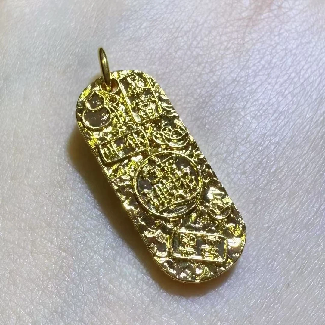 【万物生珠宝 18K大号福篆吉言碎冰平安吊坠 28×10MM