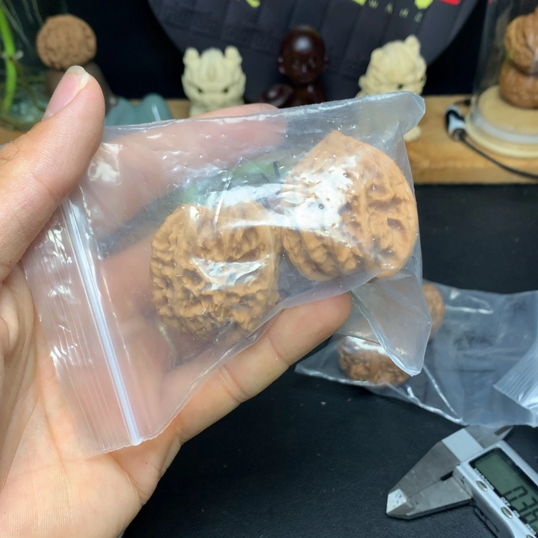 C***C文玩核桃把件练手对