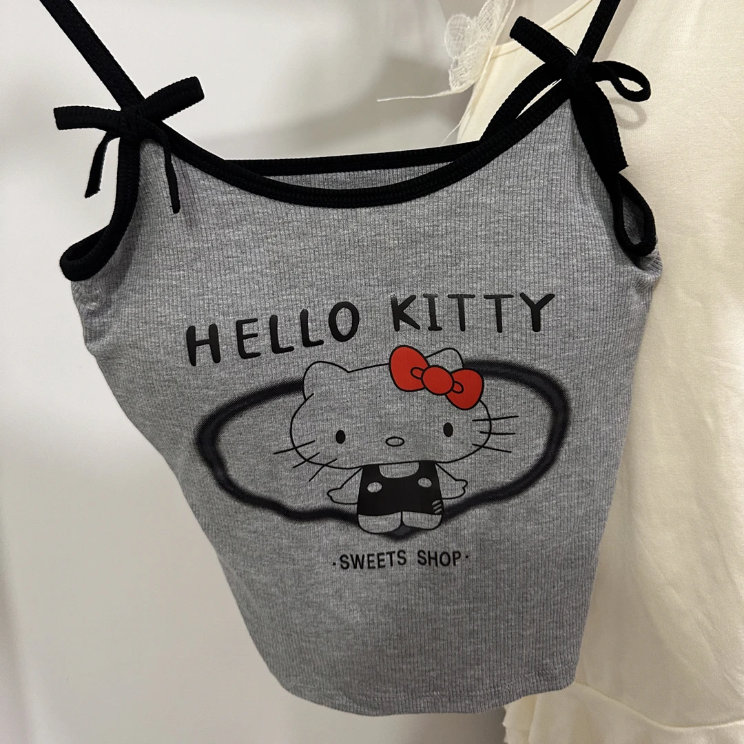 短款修身外穿T恤上衣