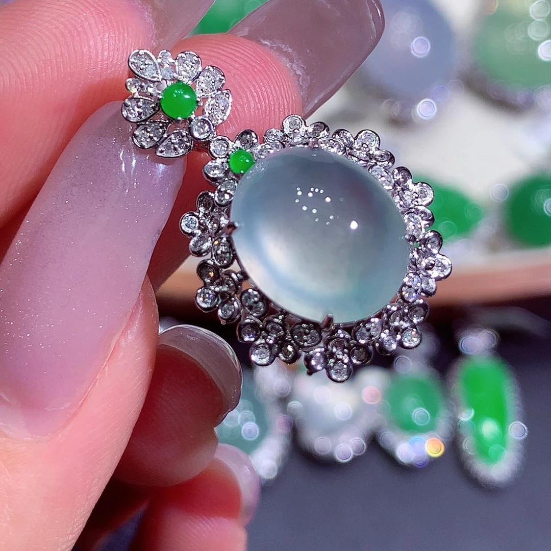 翡翠18K金镶嵌吊坠(不含链)