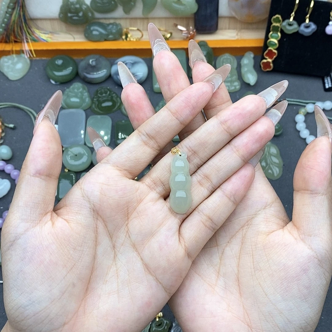 和田玉18K金镶嵌吊坠(不含链)