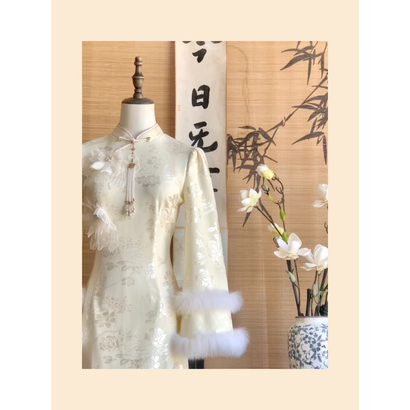 【神明少女】新中式白色改良旗袍高级感立体花朵加厚国风连衣裙冬