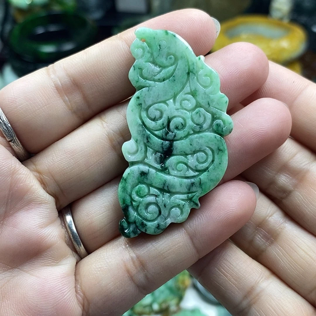 颈饰未镶嵌翡翠牌子