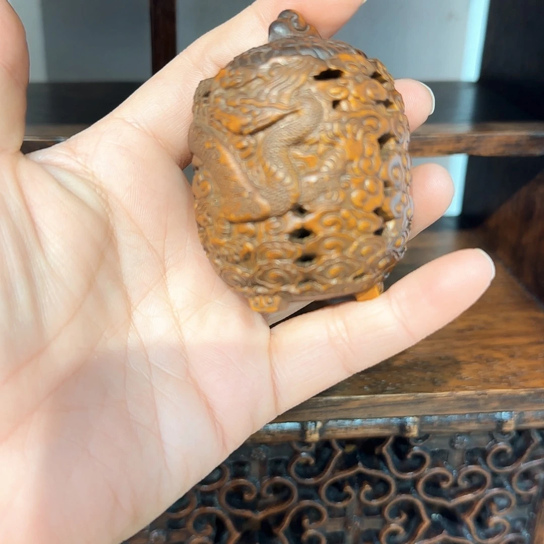 緣***黄杨木熏香炉一个